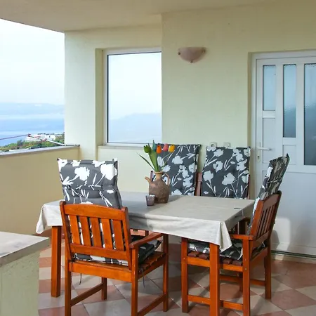 Apartment 2 Makarska